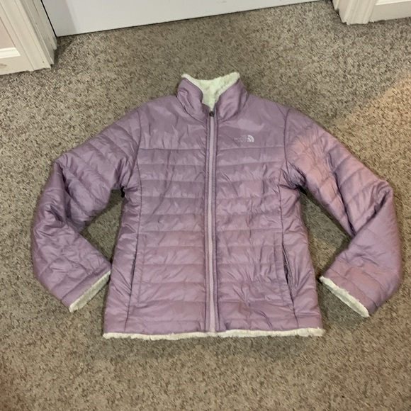 The North Face white Osito Lavendar Reversible logo warm jacket 14-16 - Picture 4 of 5